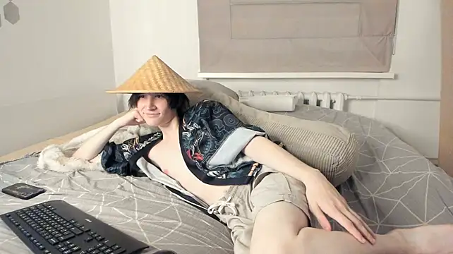 Raven_Dust live XXX chat