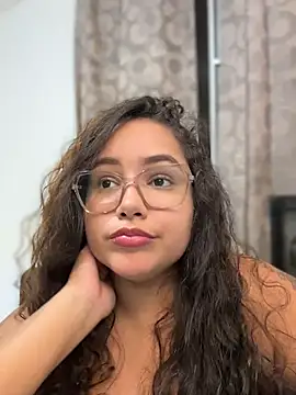 CurlyGirl_1 现场XXX聊天
