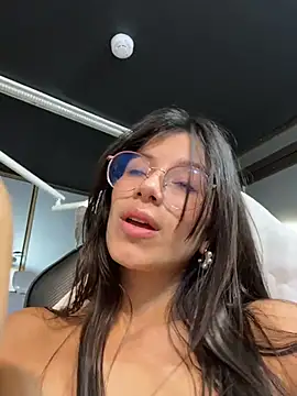 iris_cuteface 라이브 XXX 채팅