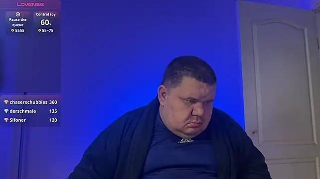  Онлайн чат XXX BIGBOSSDADDYX