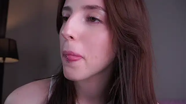 VidaInklebarger's Live XXX Chat