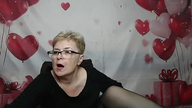 EmiliaGree – Naživo XXX chat