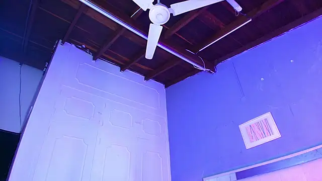 MiaRaven_ Live XXX Chat
