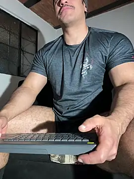 XXX chat uživo modela willian_m777