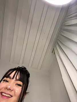 __itsbambi's Live XXX Chat