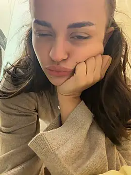 AngelinaTeller Chat XXX in diretta