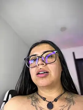 Devilsweet17 Live XXX-Chat