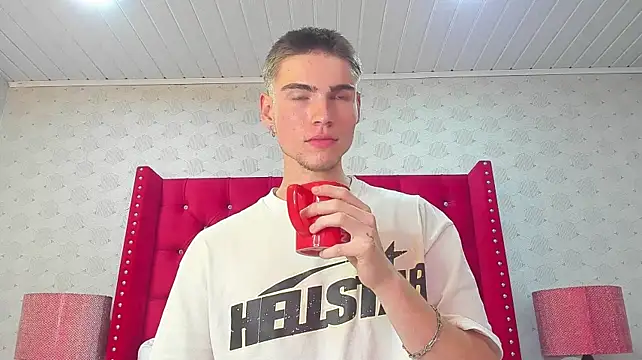 NickWild Live XXX-chat