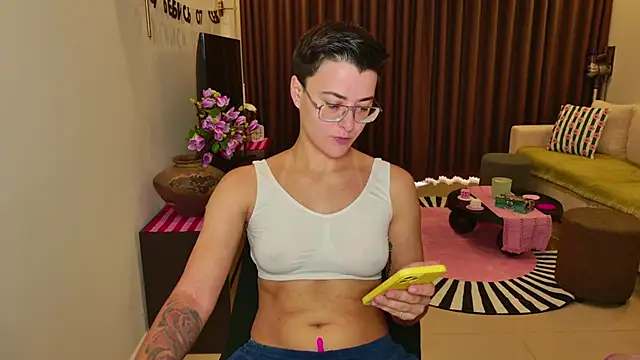 SashaNotFound live XXX chat