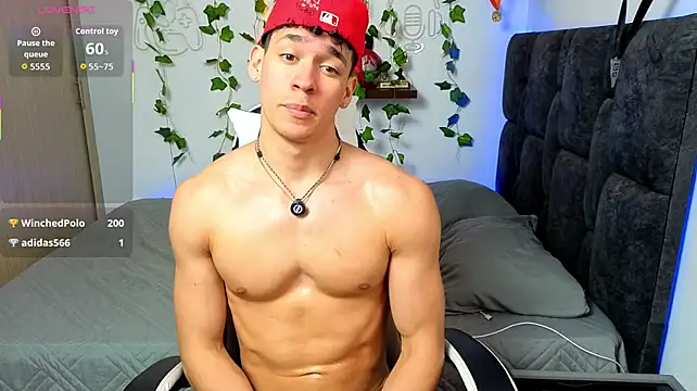 دردشة Luke_Muscle الجنسية المباشرة