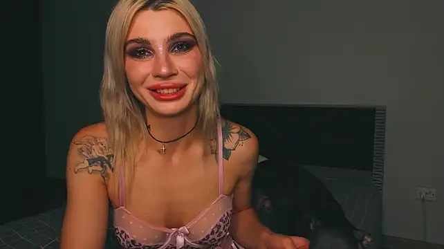 Ashley-Urban Chat XXX live