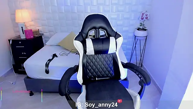 anny_rouse24 Live XXX-chat