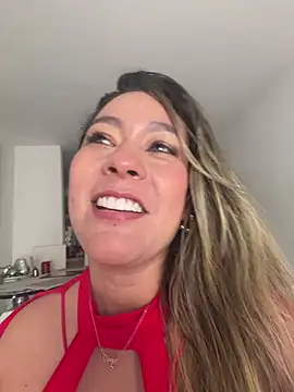 Paula_Brown88 Adlı Modelin Canlı XXX Sohbeti