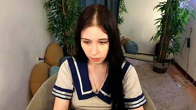 Solvane_ live XXX chat