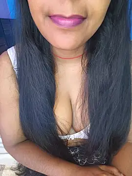 Missdiwani Chat XXX in diretta
