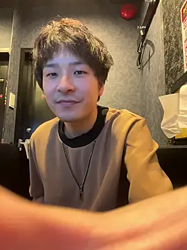 yuuki8910 live XXX chat