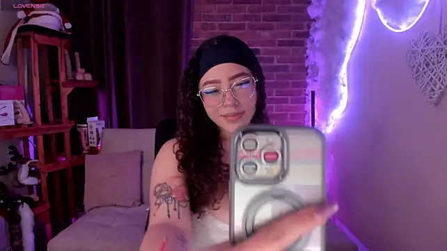 Chat +18 de liz_martins1 ao vivo
