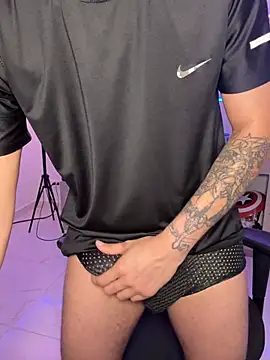 Chat XXX ao vivo de bigryann23