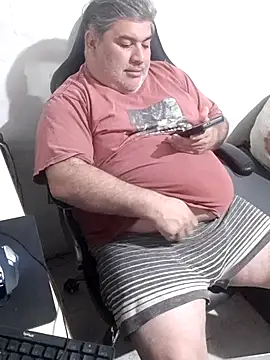 Chat +18 de 12Paradarte ao vivo