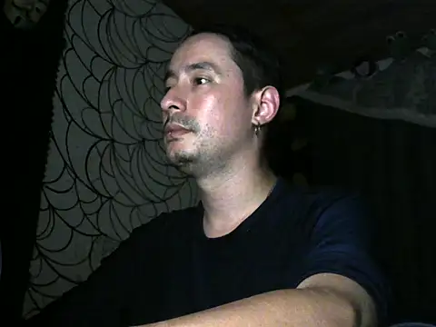 vampireathome Adlı Modelin Web Kamerası Şovu
