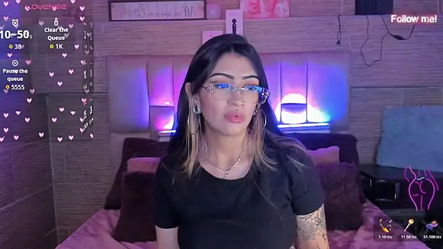 mia_devine_ – Live XXX-chat