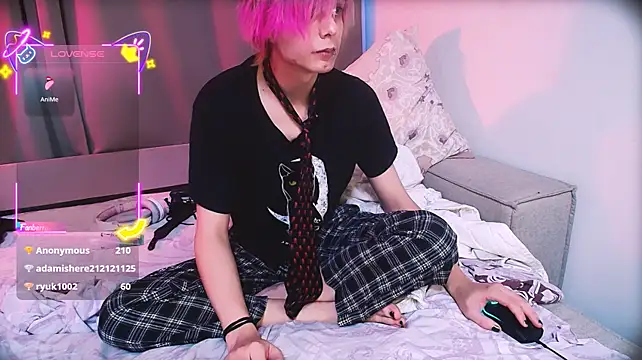 Littlepinkcat 现场XXX聊天