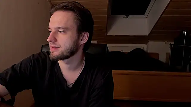 XXX chat uživo modela Bez3ybik