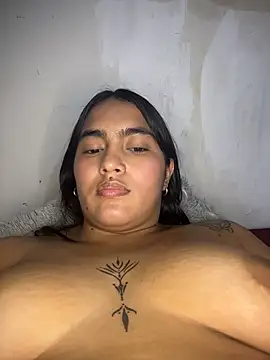 alma21zn Live XXX chat