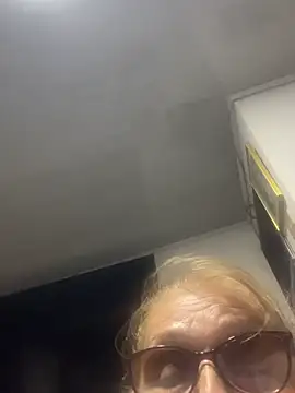 DulceDiaz's Live XXX Chat