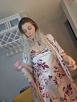 ScarletsWeb élő XXX-chatje