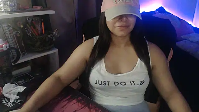 KatteAngelLat's Live XXX Chat