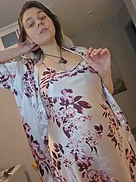 ScarletsWeb XXX чат на живо