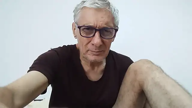 BIGUNCUTHARDCOCK's Live XXX Chat
