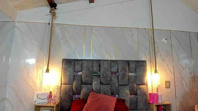 allison_11's Live XXX Chat