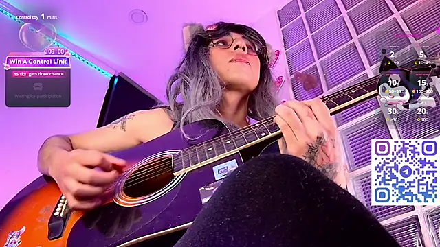 XXX chat uživo modela Sweet-SharoKitty