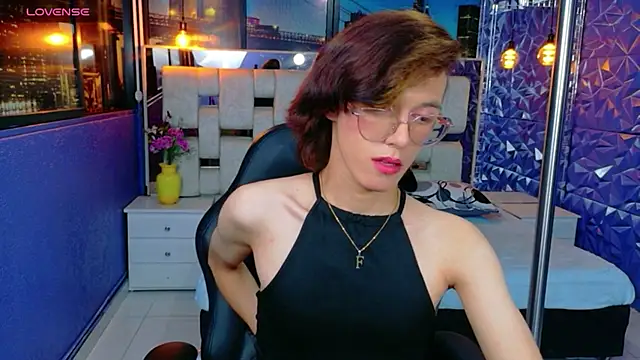 XXX chat uživo modela Jav_Frank