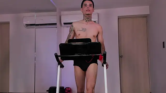XXX chat uživo modela Ben_Barlett
