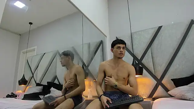 OliverMillerr – Naživo XXX chat