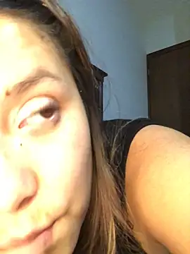 Chat +18 de 3littles ao vivo