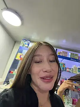 roouse Chat XXX live