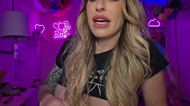 laurenlotus Chat XXX in diretta