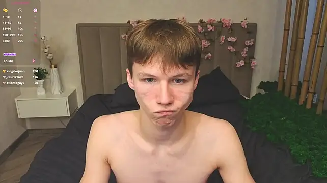 Živý XXX chat cuMte_boy