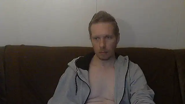 XXX chat uživo modela 2small4you83