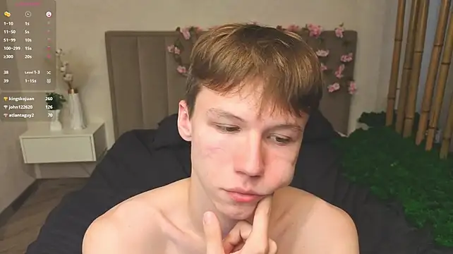 cuMte_boy XXX чат на живо