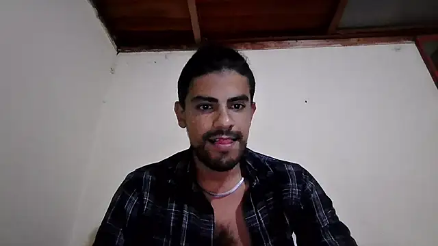 Chat +18 de JBond007BBC ao vivo