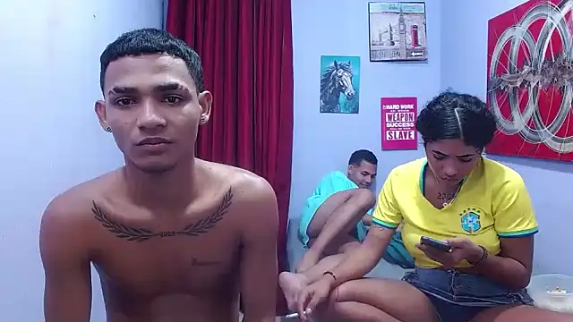 black_twinks Live XXX Chat