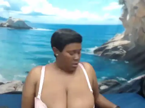 SexyBoobs44DD 现场XXX聊天