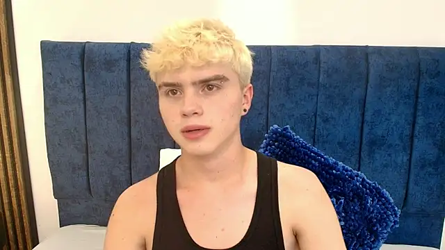 Ian_Stone live XXX chat