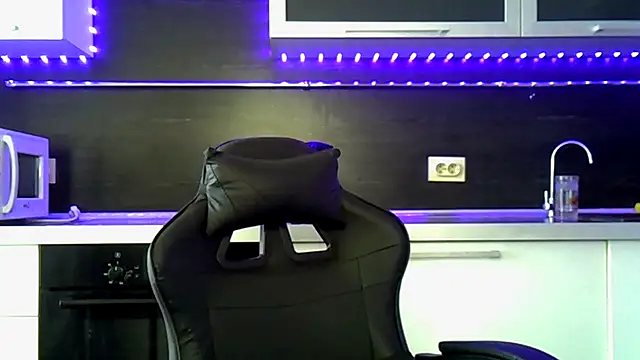 AnitaWillias Chat XXX in diretta