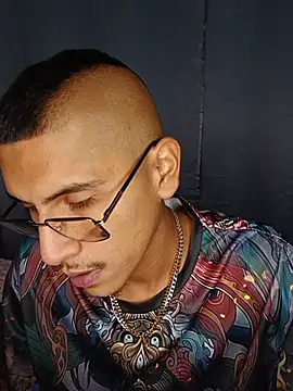 Hard_brown03 XXX чат на живо